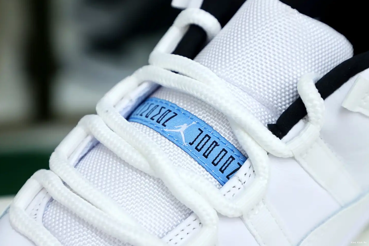 BLUE LOW Kimikick RETRO JORDAN AIR 11 LEGEND 0711